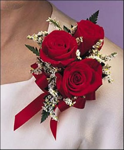 Red Rose Corsage (T91-2)