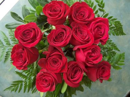 12 Red Roses (RS12-10)