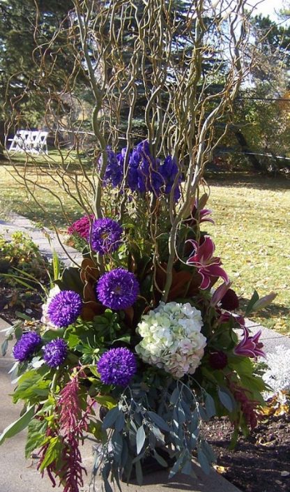 Garden Urn (WED13-07)