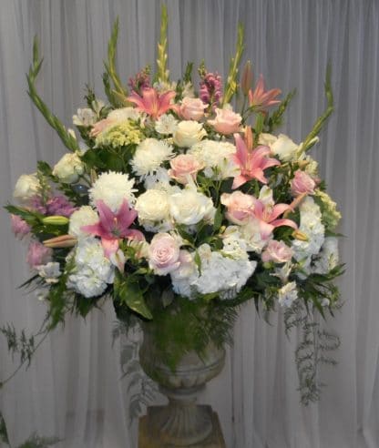 Pretty in Pink Ceremony Display