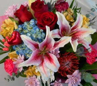 Splendid Valentine Bouquet