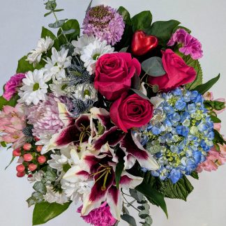 Designer's Choice Valentine Bouquet- Splendid (CFV25-90)